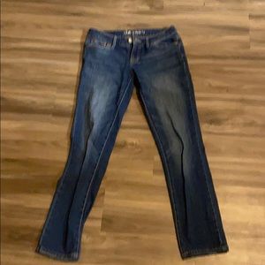 Medium wash skinny jeans